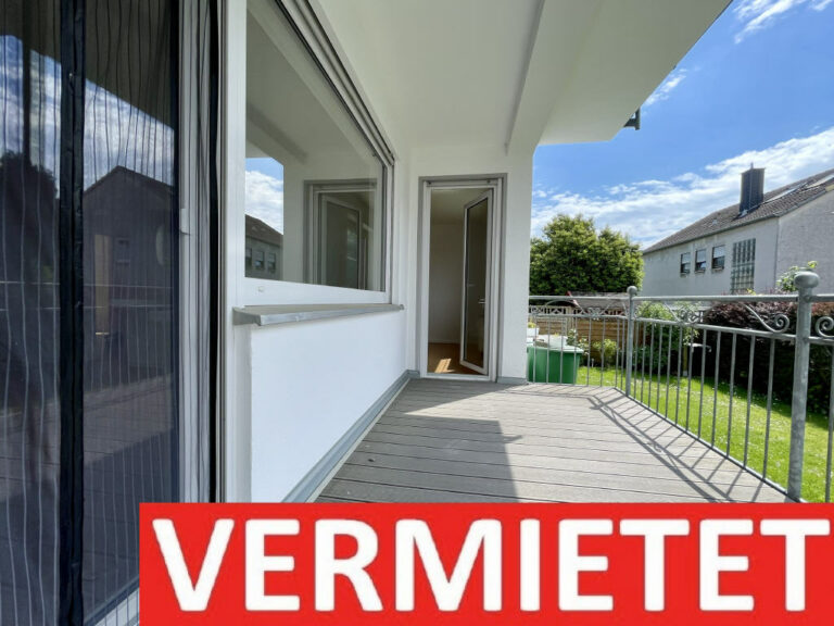 Fröndenberg-Ardey: Frisch renovierte Hochparterre-Wohnung mit überdachtem Balkon!
