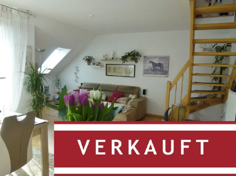 Modern und außergewöhnlich: Maisonette mit Loggia und Garage!